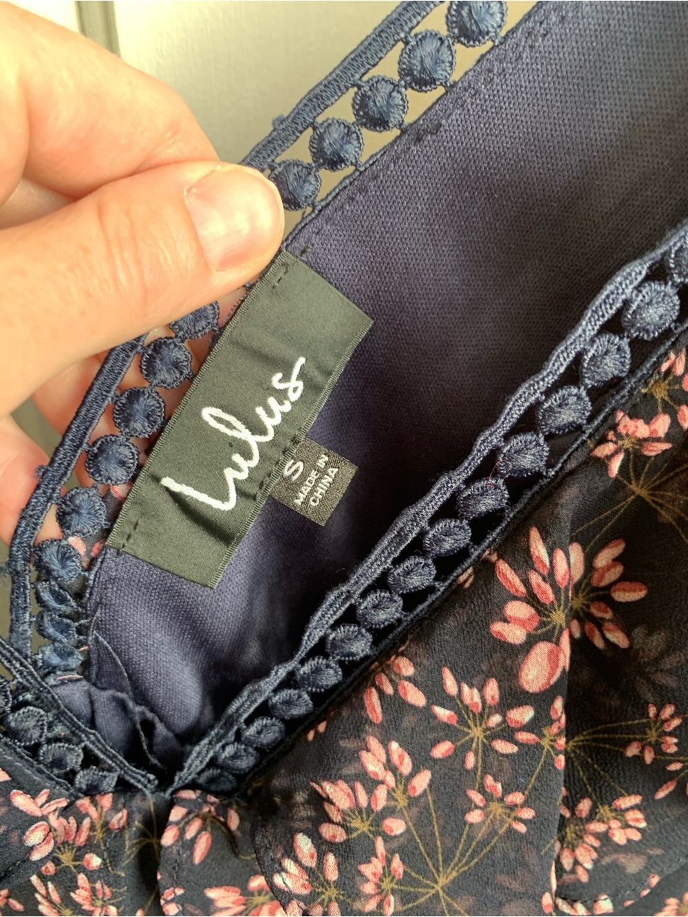 Lulu’s Darling Daydream Floral Maxi Dress Small Navy Pink - Picture 4 of 5